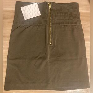 NEW L XL mini skirt Connection 18 taupe Fits Size 10-14 Spandex Shapewear Zip